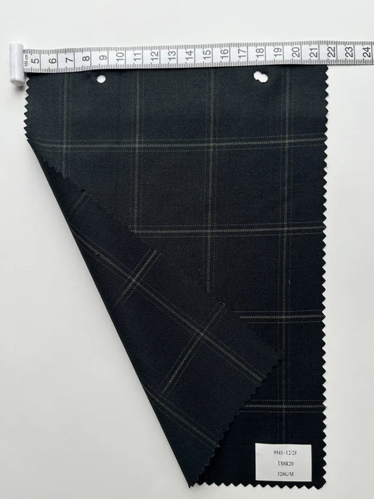 Charcoal Black Plaid Woven Suiting Fabric 320G/M